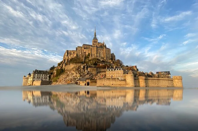 Ganztagesausflug zum Mont-Saint-Michel ab Paris mit dem Reisebus